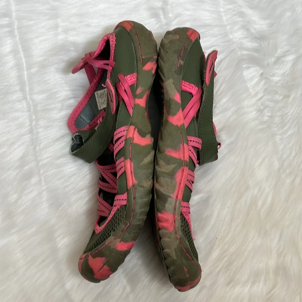 Jambu Army Green Pink Water Shoes Sandals